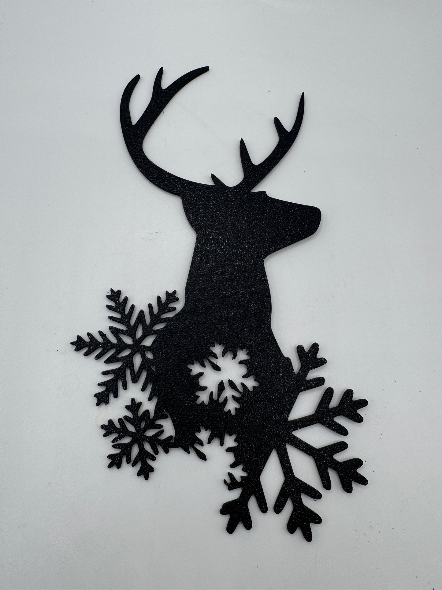 Wanddeko Hirsch 🦌 mit Schneeflocken