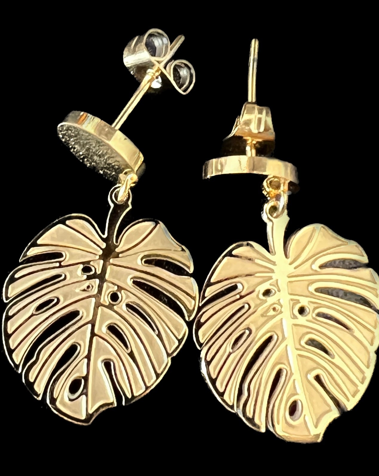 Ohrstecker Monstera Gold aus Edelstahl